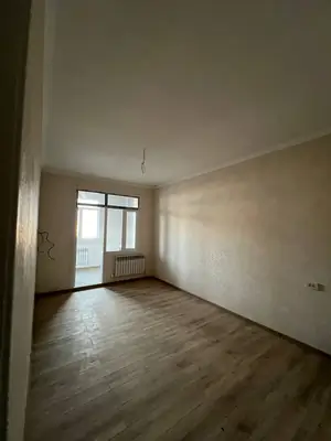 Продается 3-комнатная квартира − 68 м²