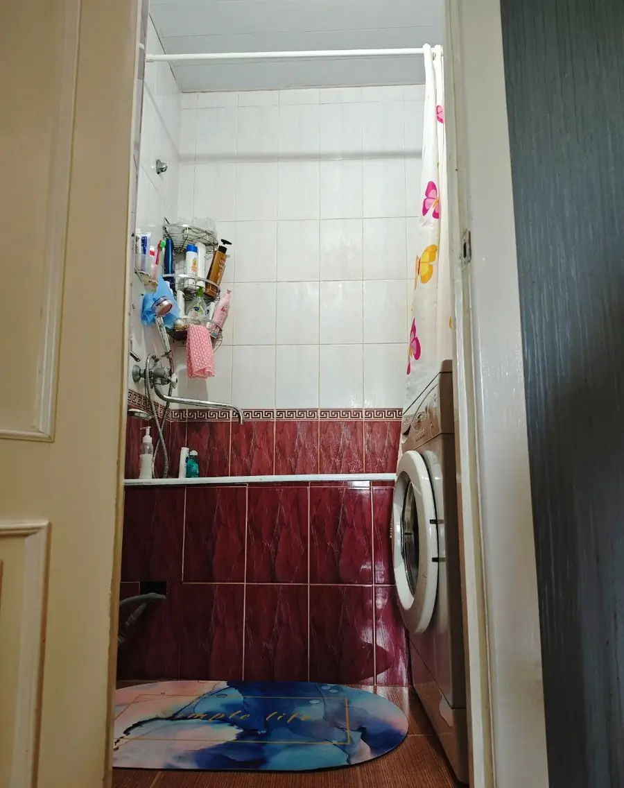3 xonali kvartira sotiladi − 77 m²
