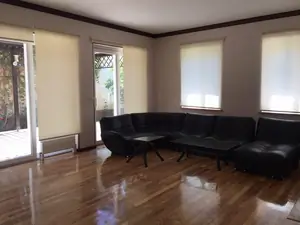 Сдается 3-этажный дом − 350 м²