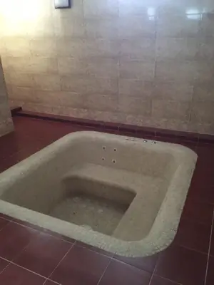 Сдается 3-этажный дом − 350 м²