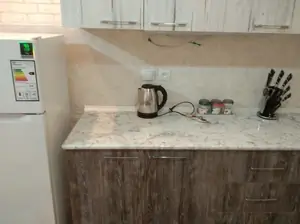 3 xonali kvartira sotiladi − 80 m²