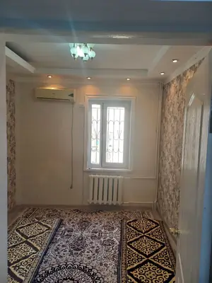3 xonali kvartira sotiladi − 80 m²