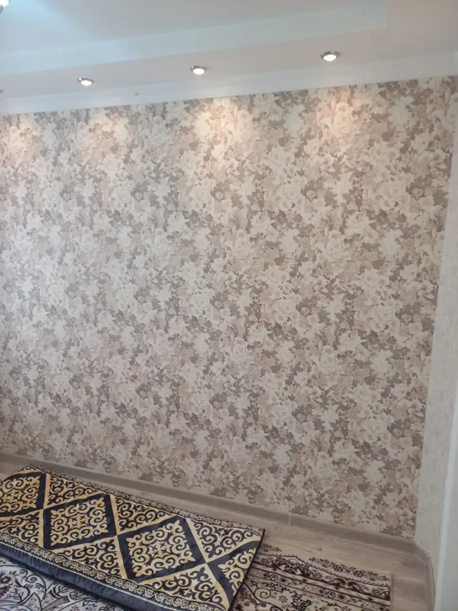 3 xonali kvartira sotiladi − 80 m²