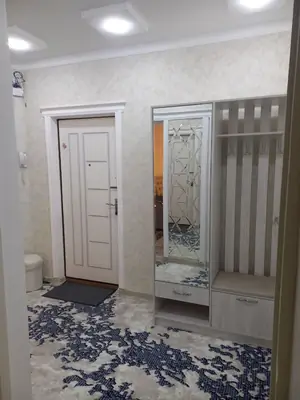 3 xonali kvartira sotiladi − 80 m²