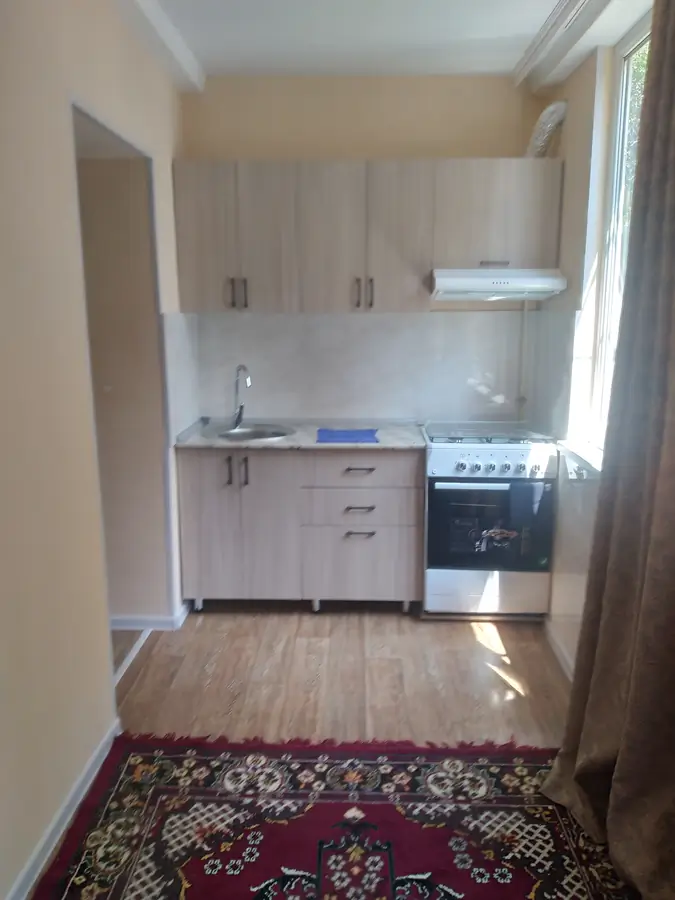 Сдается 2-комнатная квартира − 50 м²