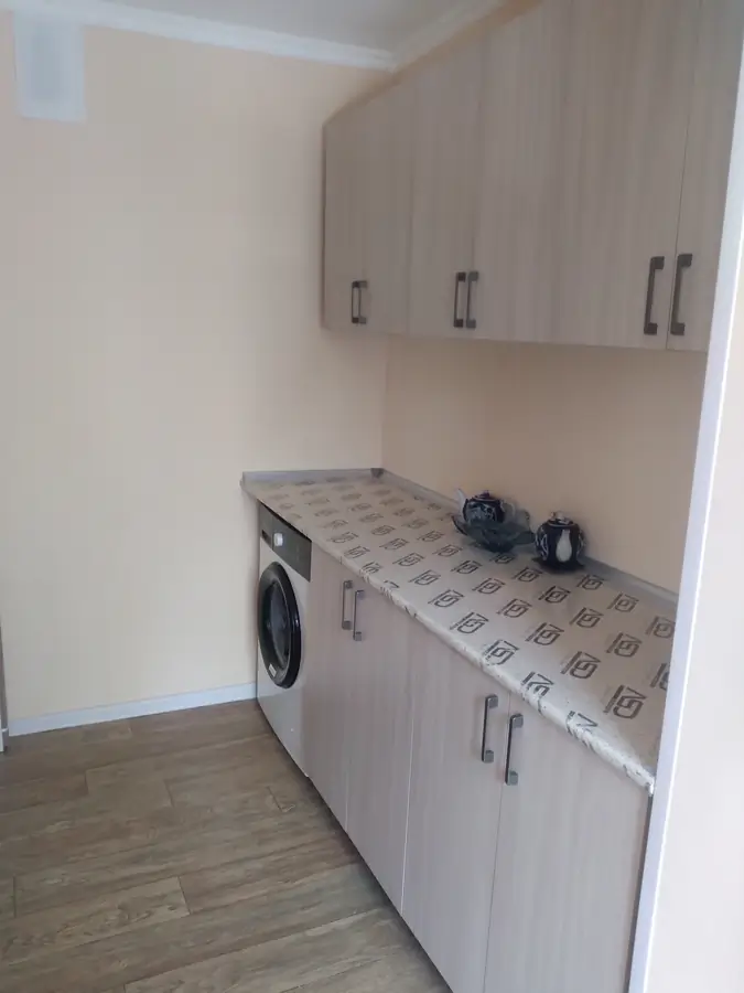 Сдается 2-комнатная квартира − 50 м²