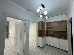 Продается 2-комнатная квартира − 48 м²