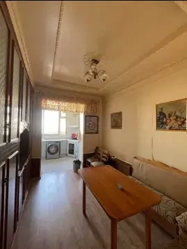 Более 5 xonali kvartira sotiladi − 120 m²