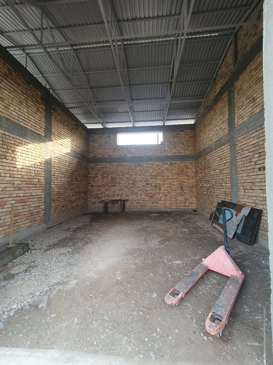 Ishlab chiqarish − 400 m², 1/1 qavat 