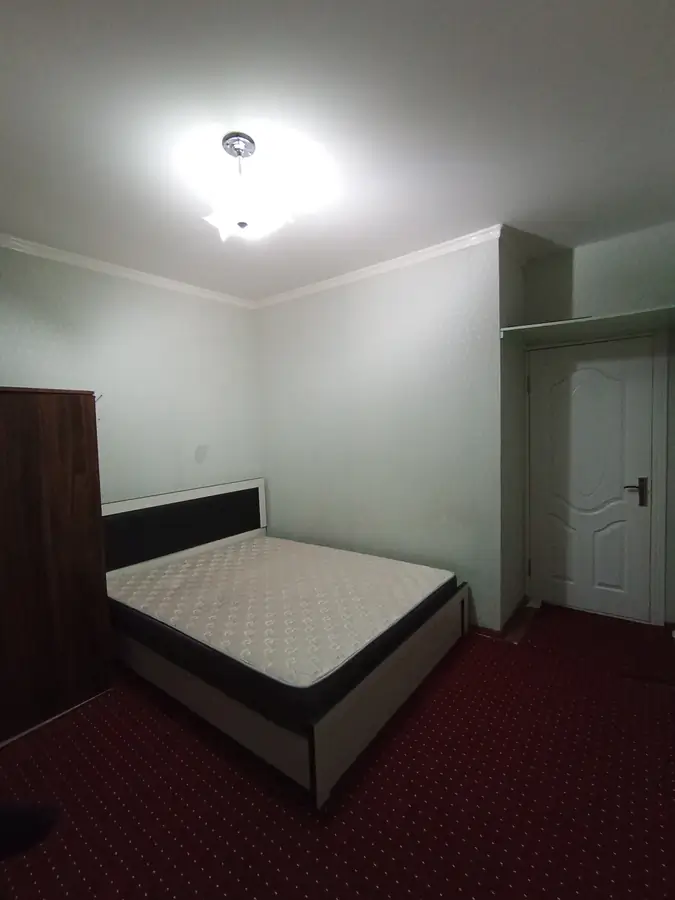 2 xonali kvartira sotiladi − 60 m²