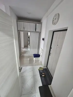 Сдается 1-комнатная квартира − 36 м²