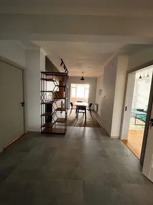 Ijaraga 4 xonali kvartira − 92 m²