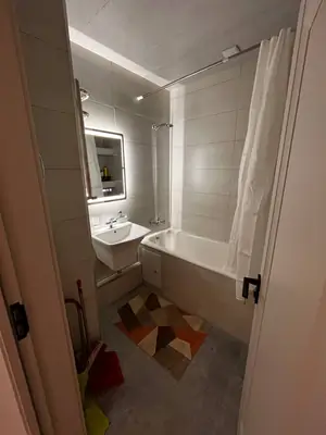 Ijaraga 4 xonali kvartira − 92 m²