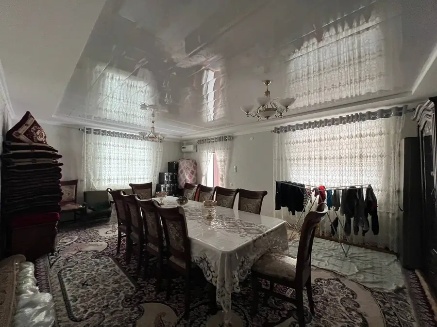 2 qavatli uy sotiladi − 160 m²