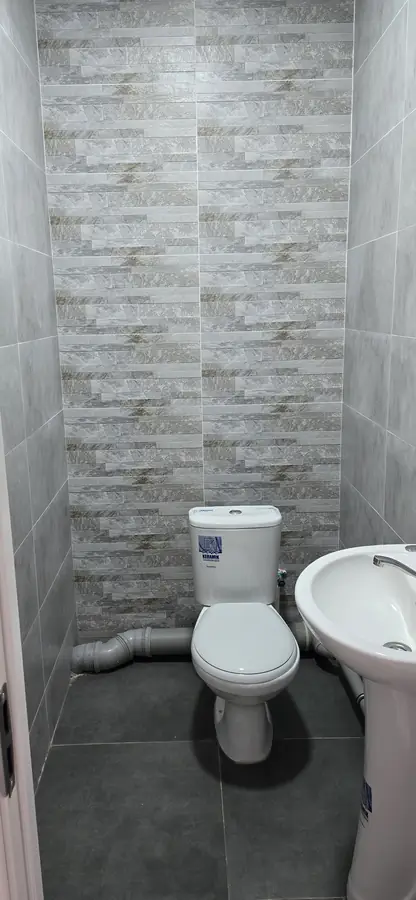 Продается 3-комнатная квартира − 75.4 м²