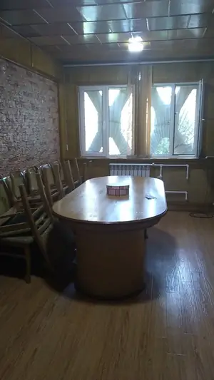 4 xonali kvartira sotiladi − 96.4 m²
