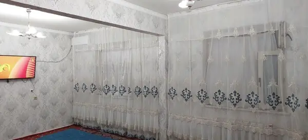 3-комнатная квартира − 90 м², 2/4 этаж