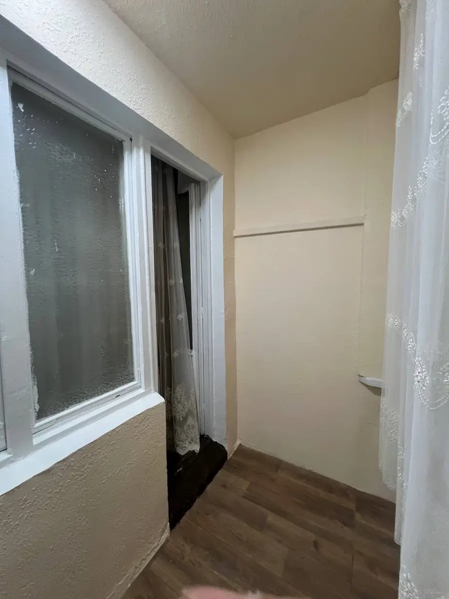 3 xonali kvartira sotiladi − 63 m²
