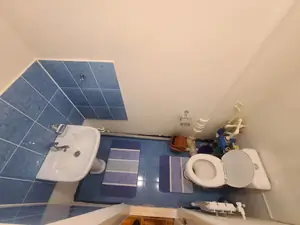 2 xonali kvartira sotiladi − 49.5 m²