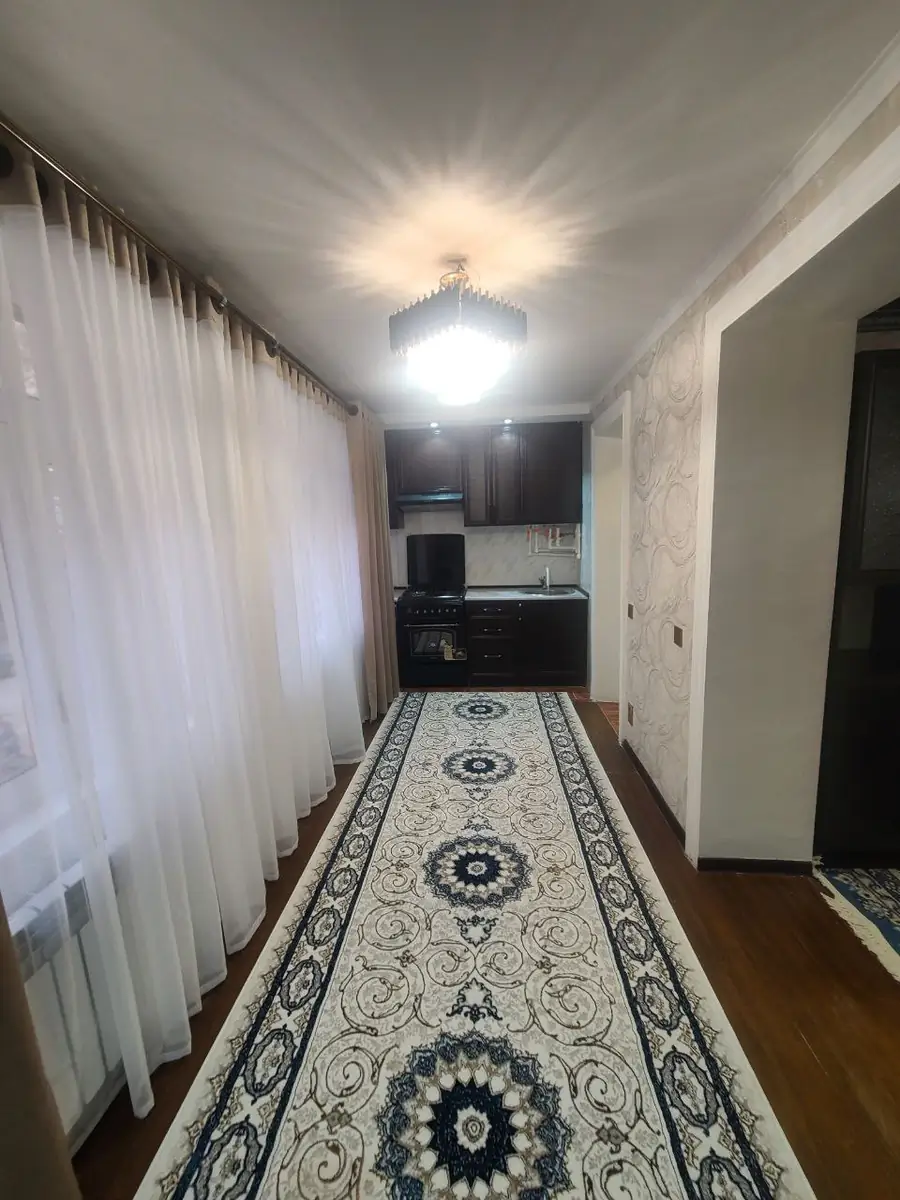 2 xonali kvartira sotiladi − 49.5 m²