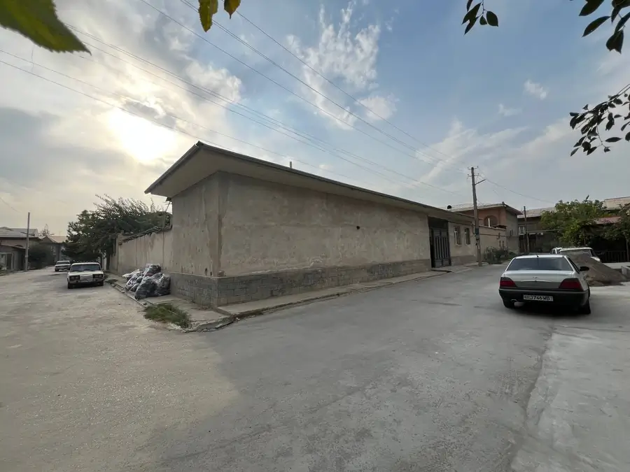 Более 5 xonali kvartira sotiladi − 18 m²