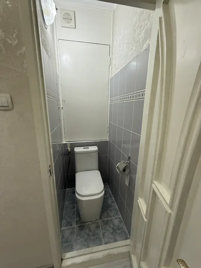 Продается 2-комнатная квартира − 48 м²