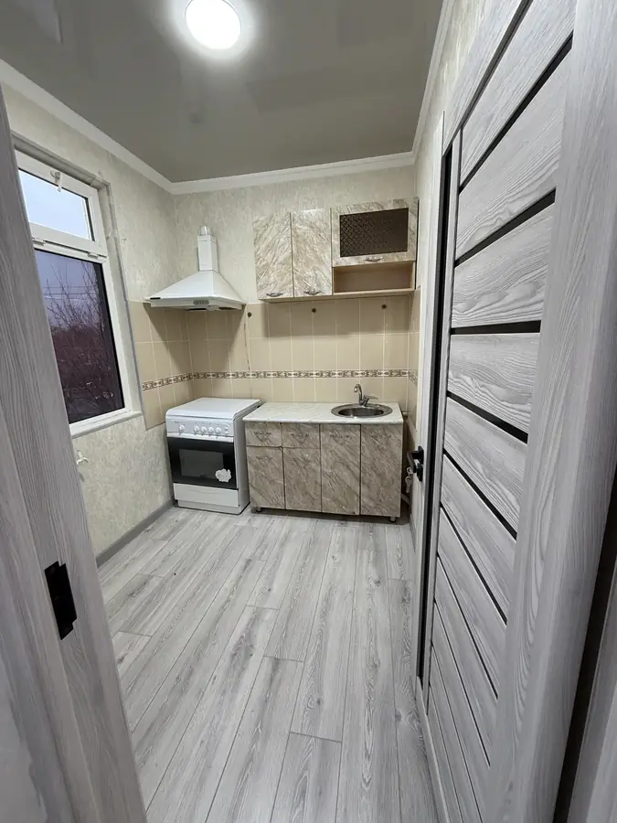 Продается 2-комнатная квартира − 48 м²