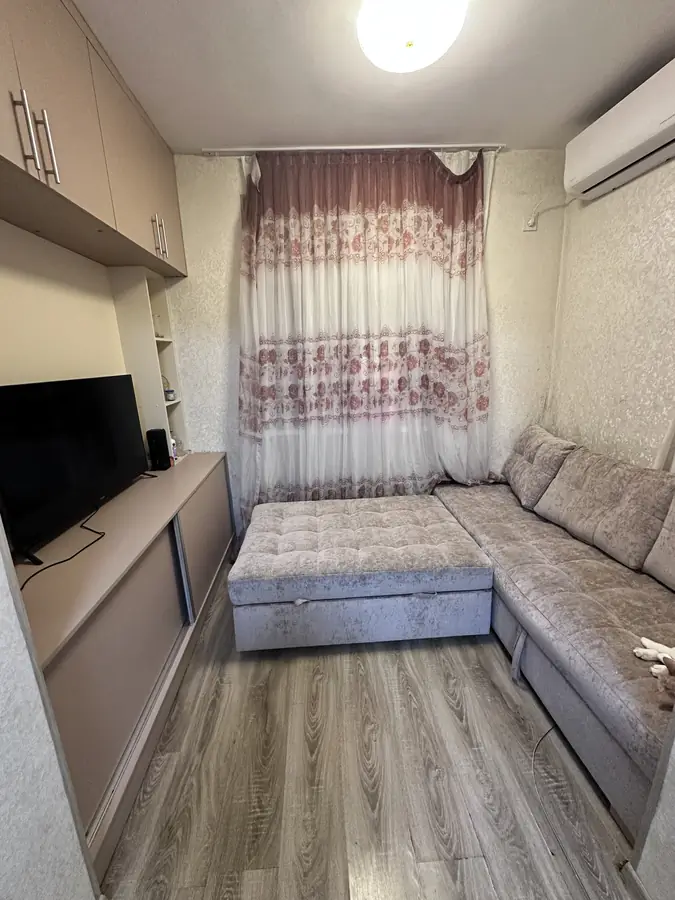 Продается 2-комнатная квартира − 46 м²