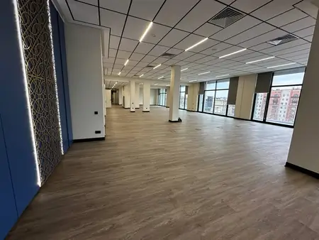 Ofis − 756 m², 7/8 qavat
