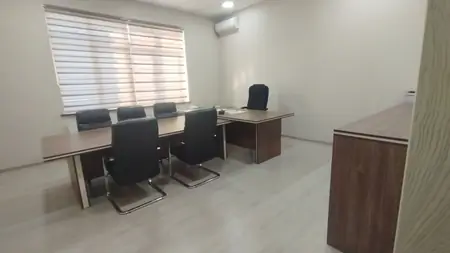 Ofis − 248 m², 2/2 qavat