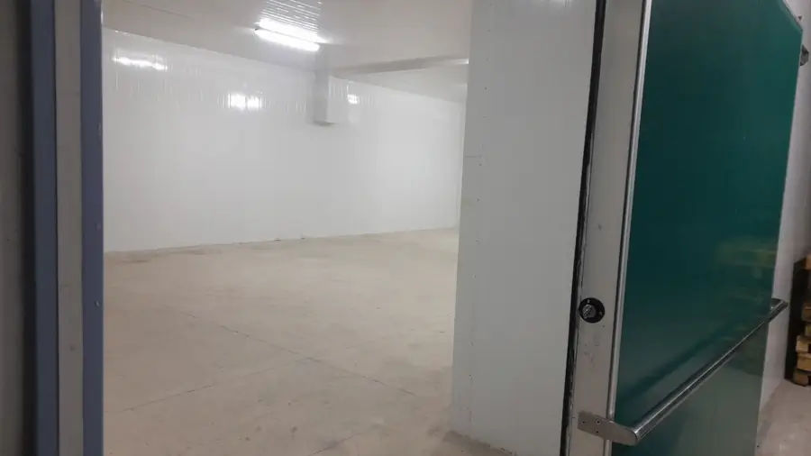 Склад − 800 м², 1/3 этаж