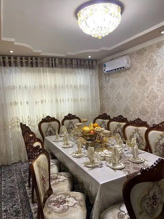 3 xonali kvartira sotiladi − 75 m²