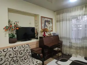 2 qavatli uy sotiladi − 150 m²