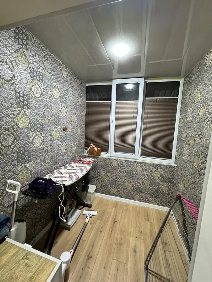 3 xonali kvartira sotiladi − 70 m²