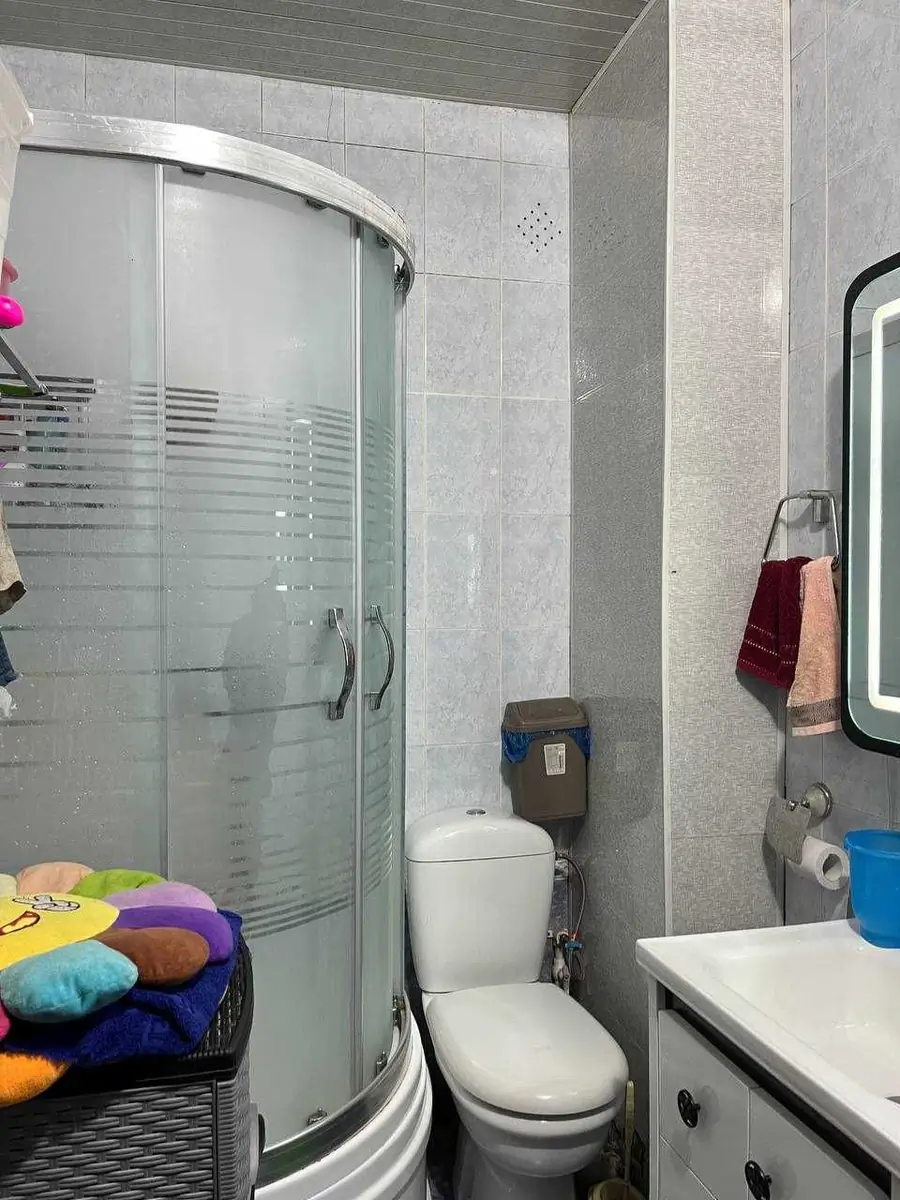 Продается 3-комнатная квартира − 78 м²