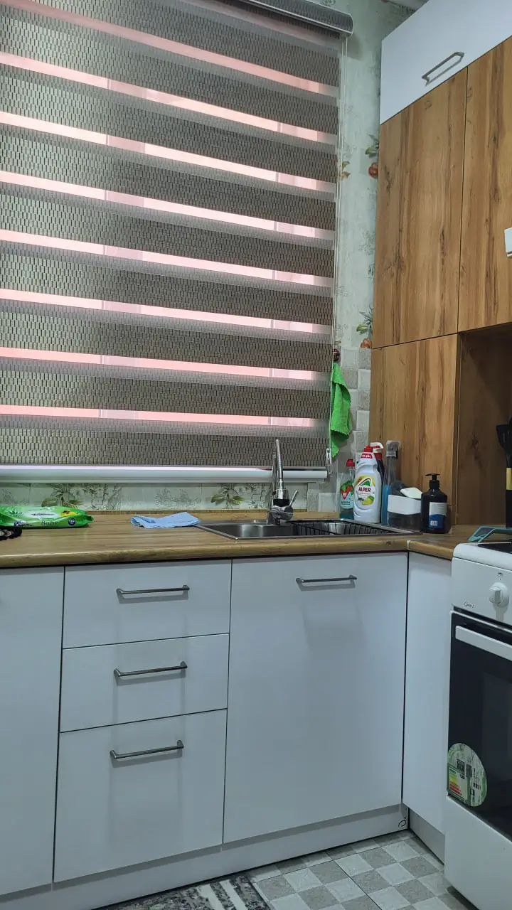 1 xonali kvartira sotiladi − 20 m²