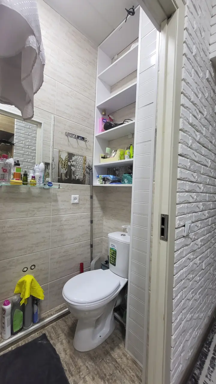 1 xonali kvartira sotiladi − 20 m²