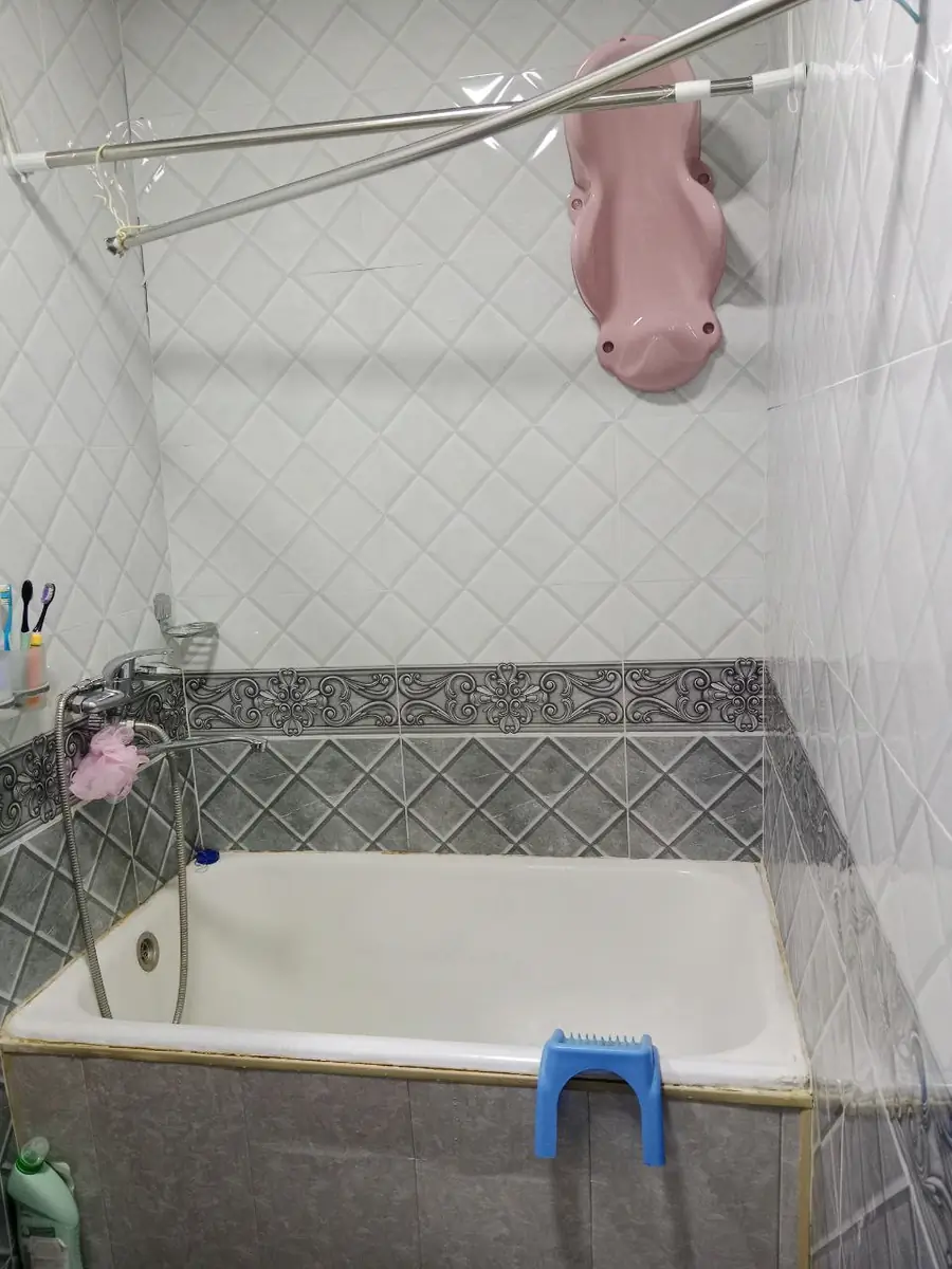 1 xonali kvartira sotiladi − 34.3 m²