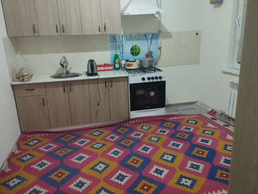 2 xonali kvartira sotiladi − 55 m²