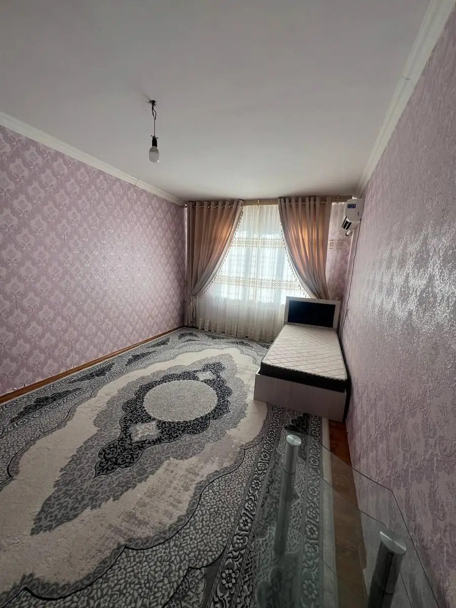 Продается 3-комнатная квартира − 84 м²