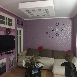 Продается 3-комнатная квартира − 80 м²