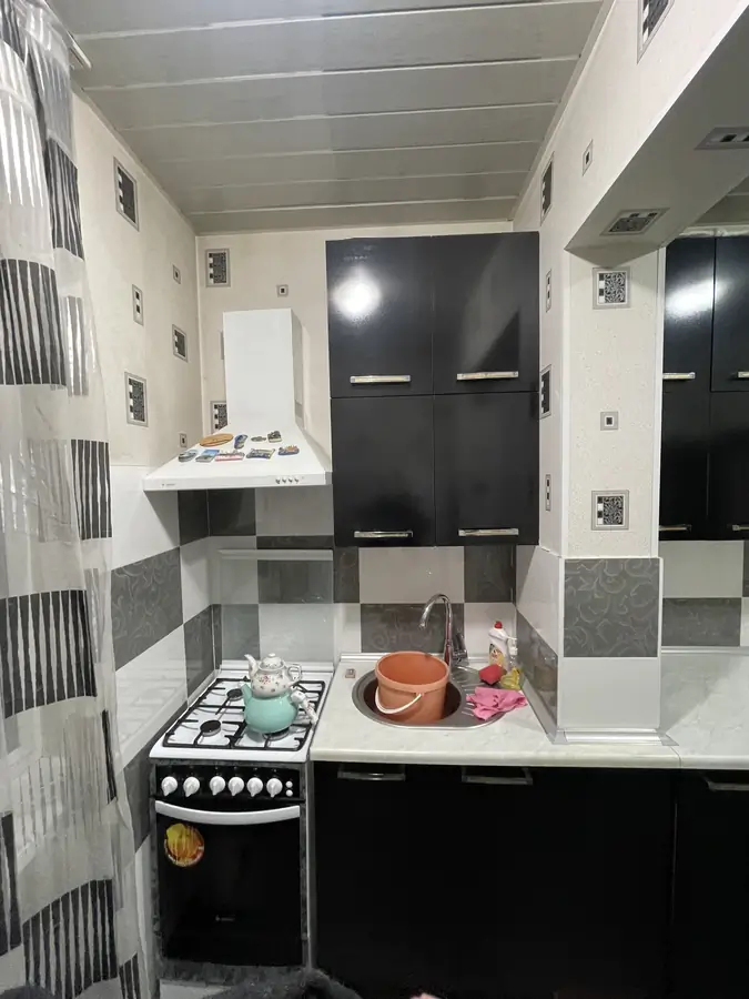 3 xonali kvartira sotiladi − 99 m²