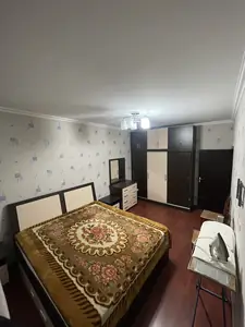 3 xonali kvartira sotiladi − 99 m²