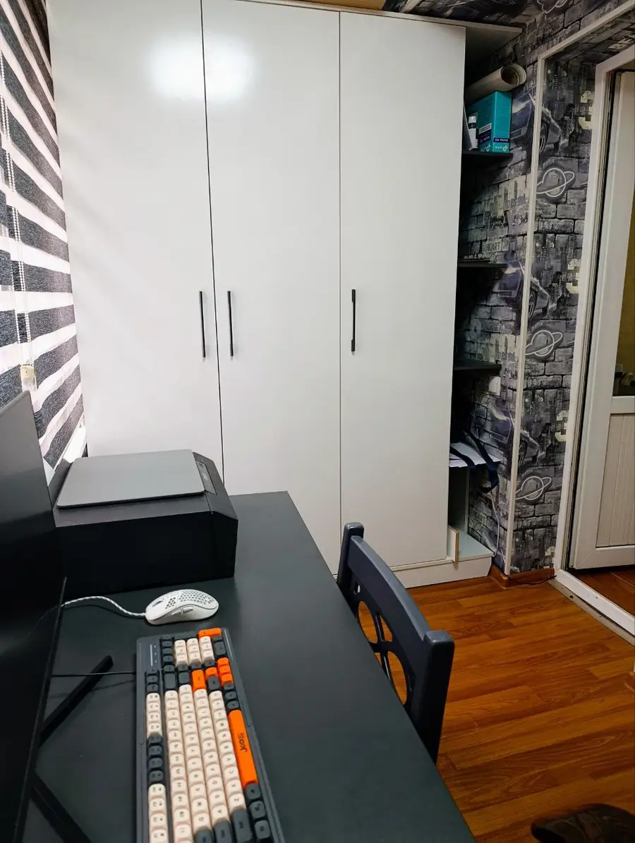 Продается 2-комнатная квартира − 75 м²