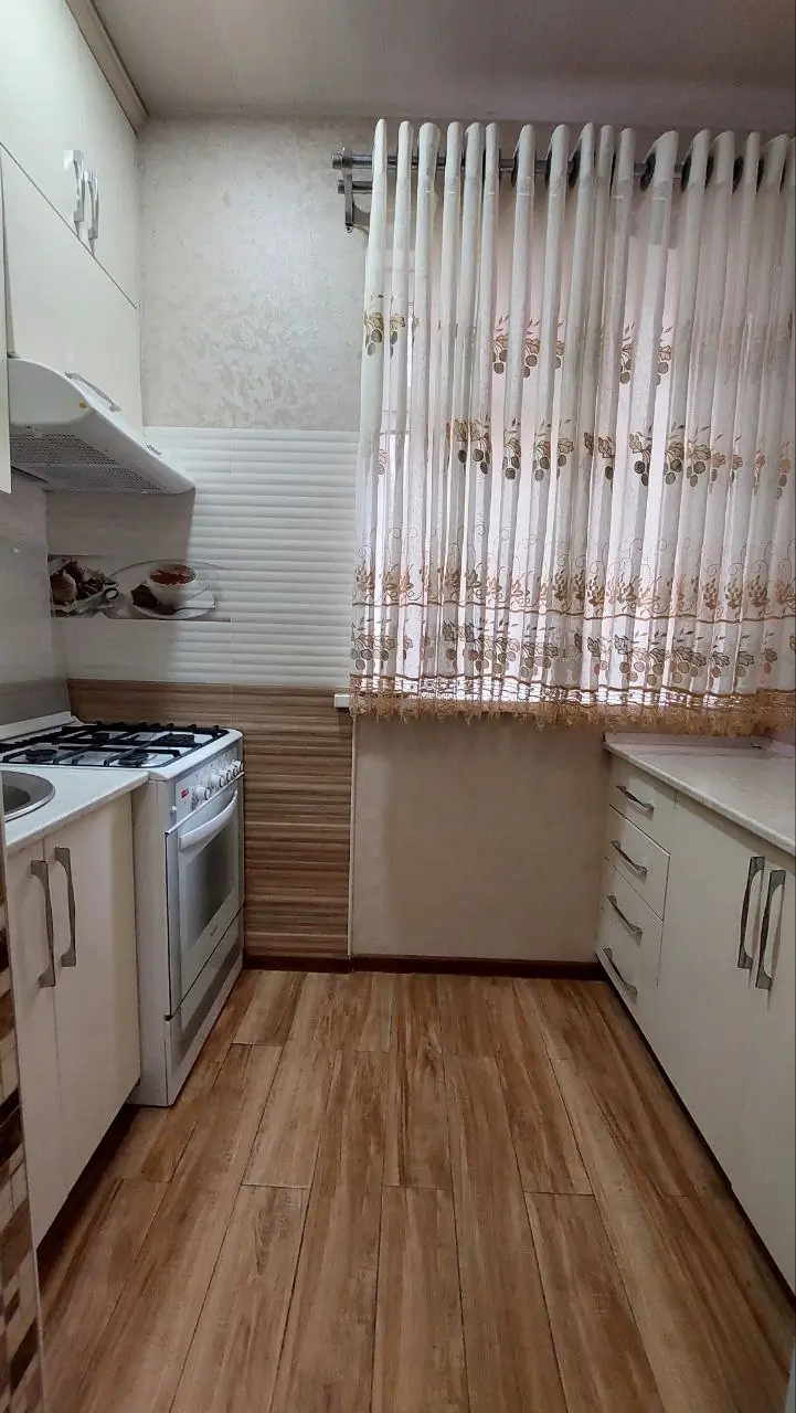 Продается 2-комнатная квартира − 51 м²