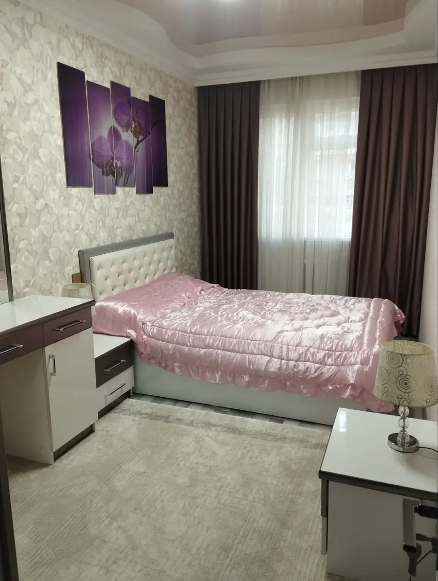 Продается 2-комнатная квартира − 51 м²