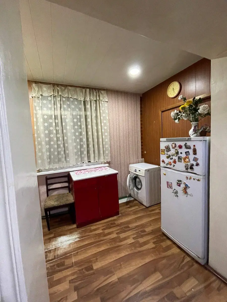 1 xonali kvartira sotiladi − 45 m²