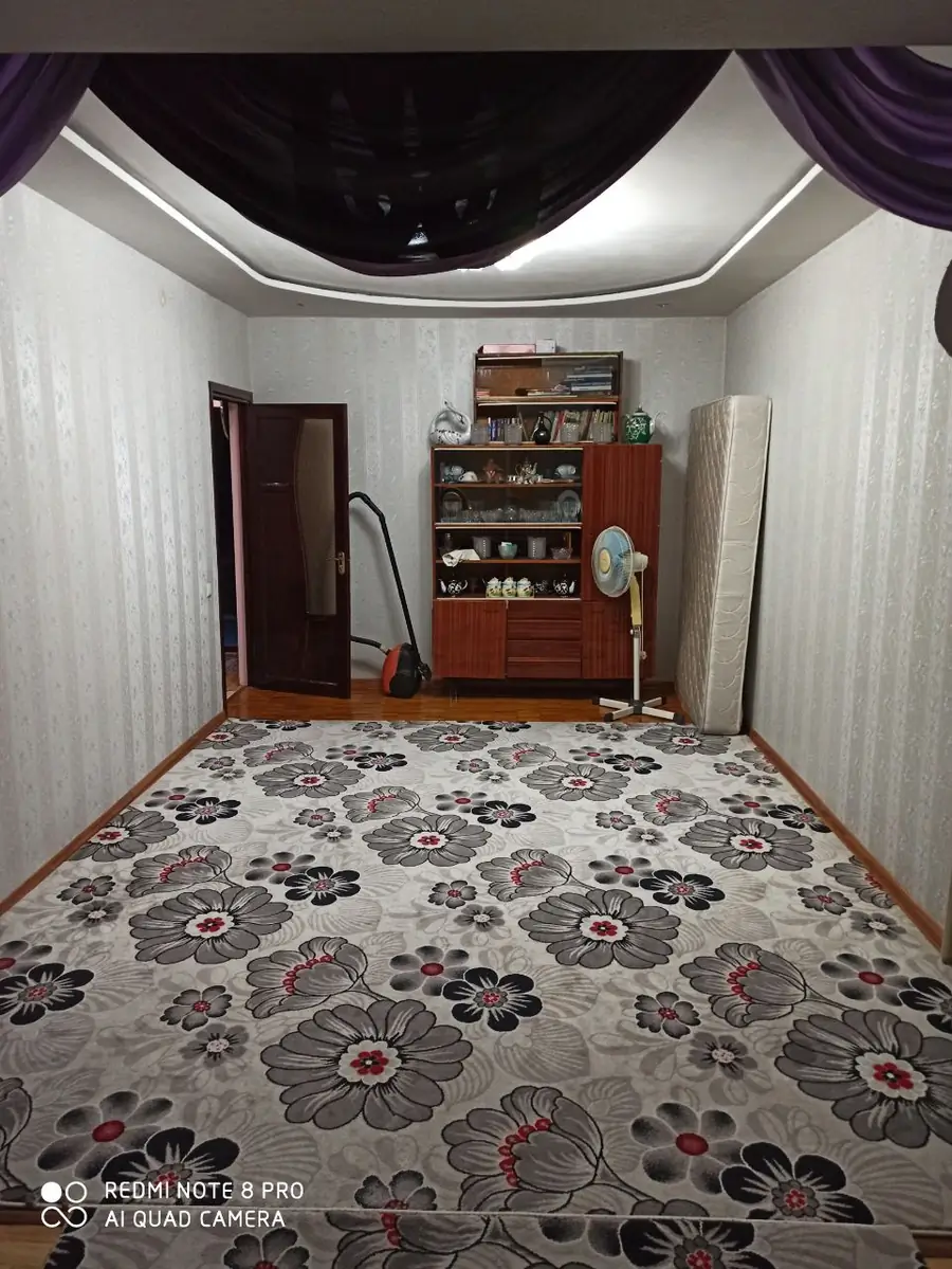 2 xonali kvartira sotiladi − 60 m²