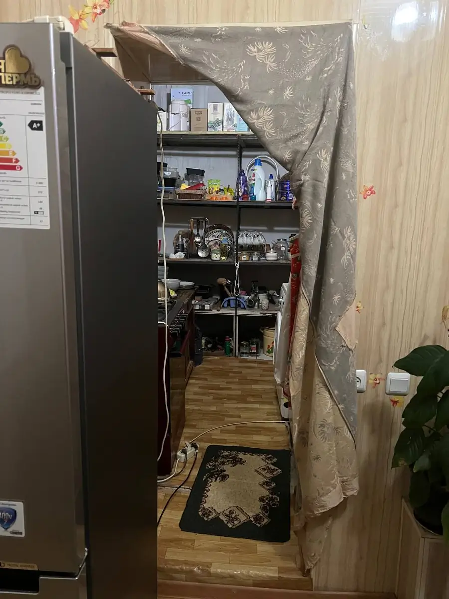 2 xonali kvartira sotiladi − 60 m²