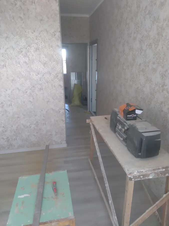 2 xonali kvartira sotiladi − 56.4 m²